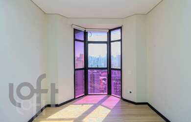 Imagem 3: Apartamento à venda em Pinheiros com 134 m², 2 quartos, 2 suítes, 2 vagas