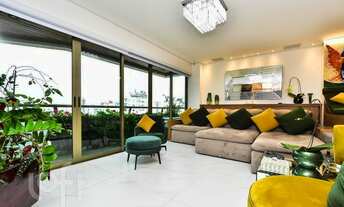 Imagem 2: Apartamento à venda em Aclimação com 163 m², 3 quartos, 3 suítes, 3 vagas