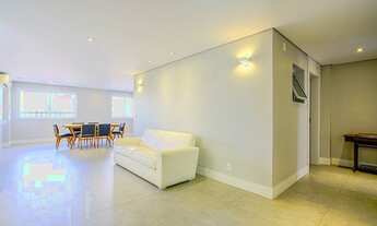 Imagem 5: Apartamento à venda em Pinheiros com 219 m², 3 quartos, 3 suítes, 2 vagas