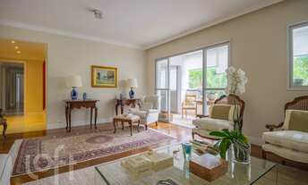 Imagem 3: Apartamento à venda em Moema Índios com 240 m², 4 quartos, 3 suítes, 4 vagas