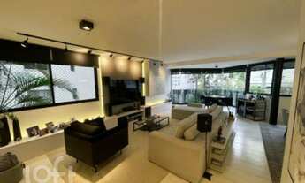 Imagem 2: Apartamento à venda em Aclimação com 247 m², 4 quartos, 2 suítes, 2 vagas