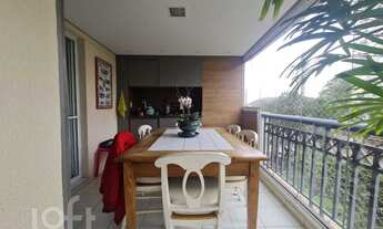 Imagem: Apartamento à venda em Lapa com 172 m²