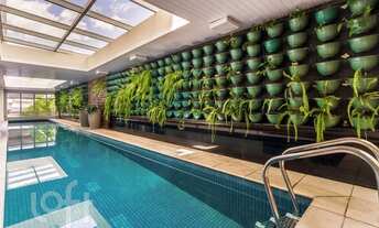 Imagem 1: Apartamento à venda em Aclimação com 28 m², 1 quarto, 1 vaga