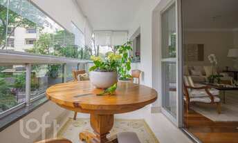 Imagem 5: Apartamento à venda em Moema Índios com 240 m², 4 quartos, 3 suítes, 4 vagas