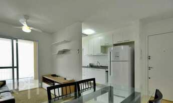 Imagem 2: Apartamento à venda em Lapa com 60 m², 2 quartos, 1 vaga