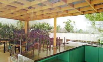 Imagem 4: Apartamento à venda em Jardim Paulistano com 210 m², 4 quartos, 2 suítes, 2 vagas