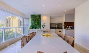 Imagem 7: Apartamento à venda em Lapa com 161 m², 4 quartos, 3 suítes, 3 vagas