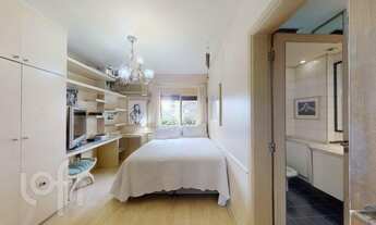 Imagem 7: Apartamento à venda em Itaim Bibi com 236 m², 4 quartos, 3 suítes, 4 vagas