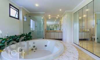 Imagem: Apartamento à venda em Morumbi com 447