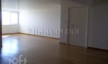 Imagem 2: Apartamento à venda em Alto de Pinheiros com 165 m², 3 quartos, 1 suíte, 2 vagas