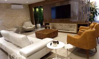 Imagem 4: Apartamento à venda em Higienópolis com 240 m², 3 quartos, 1 suíte, 2 vagas