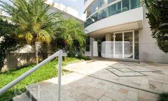 Imagem 5: Apartamento à venda em Pinheiros com 189 m², 4 quartos, 3 suítes, 3 vagas