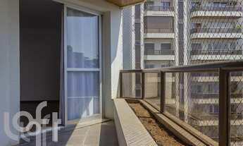 Imagem 2: Apartamento à venda em Vila Sônia com 190 m², 4 quartos, 2 suítes, 3 vagas