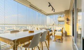 Imagem 2: Apartamento à venda em Lapa com 162 m², 4 quartos, 3 suítes, 3 vagas