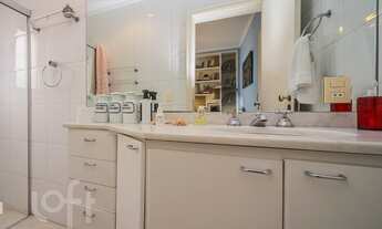 Imagem 4: Apartamento à venda em Morumbi com 242 m², 4 quartos, 2 suítes, 3 vagas