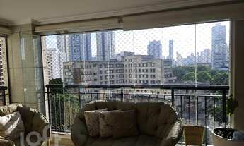 Imagem 4: Apartamento à venda em Lapa com 94 m², 3 quartos, 1 suíte, 2 vagas