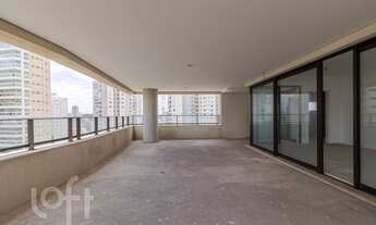 Imagem 2: Apartamento à venda em Alto da Lapa com 243 m², 4 quartos, 2 suítes, 4 vagas