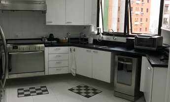 Imagem 4: Apartamento à venda em Morumbi com 250 m², 4 quartos, 2 suítes, 4 vagas