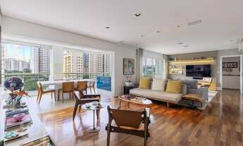 Imagem 7: Apartamento à venda em Pinheiros com 211 m², 3 quartos, 3 suítes, 3 vagas