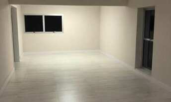 Imagem 2: Apartamento à venda em Higienópolis com 222 m², 4 quartos, 3 suítes, 1 vaga