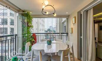 Imagem 2: Apartamento à venda em Lapa com 136 m², 4 quartos, 3 suítes, 3 vagas