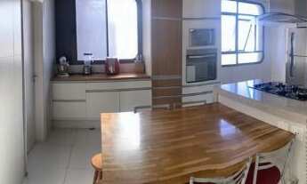 Imagem 5: Apartamento à venda em Pinheiros com 220 m², 4 quartos, 3 suítes, 3 vagas