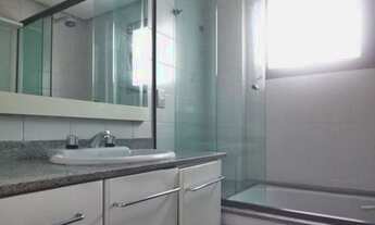 Imagem 3: Apartamento à venda em Morumbi com 210 m², 3 quartos, 1 suíte, 3 vagas