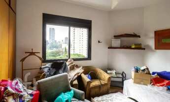 Imagem 2: Apartamento à venda em Vila Madalena com 189 m², 4 quartos, 2 suítes, 3 vagas
