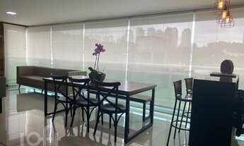 Imagem 2: Apartamento à venda em Santo Amaro com 138 m², 3 quartos, 3 suítes, 2 vagas