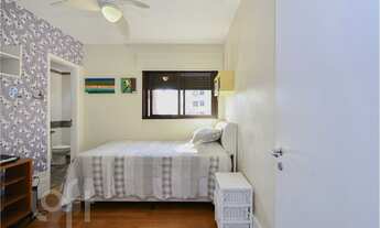 Imagem 2: Apartamento à venda em Morumbi com 210 m², 4 quartos, 1 suíte, 3 vagas