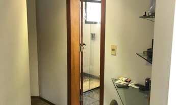 Imagem 3: Apartamento à venda em Itaim Bibi com 218 m², 4 quartos, 4 suítes, 3 vagas