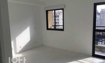 Imagem: Apartamento à venda em Sé com 30 m²