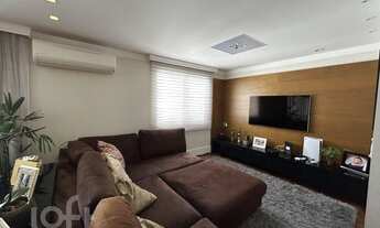 Imagem 2: Apartamento à venda em Barra Funda com 132 m², 3 quartos, 1 suíte, 2 vagas