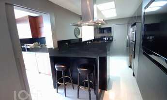 Imagem 2: Apartamento à venda em Perdizes com 236 m², 3 quartos, 3 suítes, 4 vagas