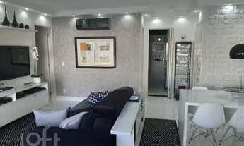 Imagem: Apartamento à venda em Lapa com 110 m²