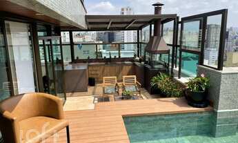 Imagem 2: Apartamento à venda em Aclimação com 257 m², 3 quartos, 3 suítes, 3 vagas