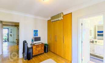 Imagem 2: Apartamento à venda em Vila Madalena com 359 m², 4 quartos, 4 suítes, 5 vagas