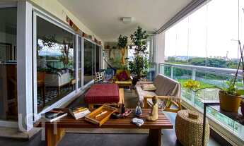 Imagem 3: Apartamento à venda em Barra Funda com 241 m², 4 quartos, 2 suítes, 3 vagas