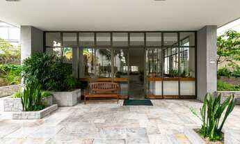 Imagem 2: Apartamento à venda em Higienópolis com 243 m², 4 quartos, 1 suíte, 2 vagas