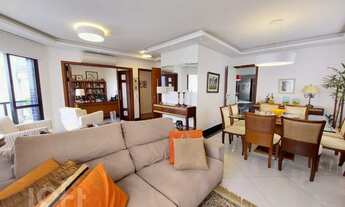 Imagem 2: Apartamento à venda em Vila Andrade com 141 m², 4 quartos, 1 suíte, 3 vagas