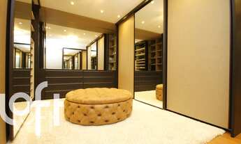 Imagem 2: Apartamento à venda em Aclimação com 200 m², 3 quartos, 3 suítes, 3 vagas