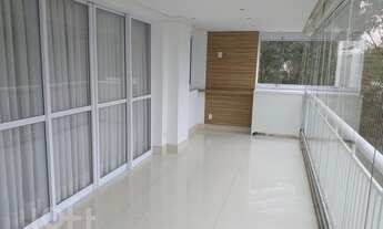 Imagem 2: Apartamento à venda em Vila Andrade com 140 m², 3 quartos, 3 suítes, 3 vagas