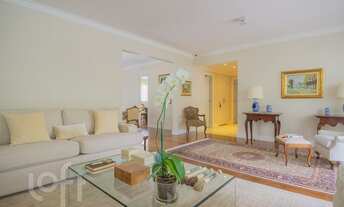 Imagem 2: Apartamento à venda em Moema Índios com 240 m², 4 quartos, 3 suítes, 4 vagas