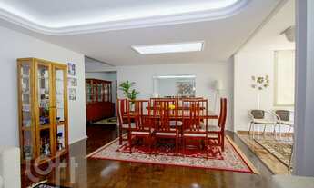 Imagem 2: Apartamento à venda em Santa Cecília com 152 m², 3 quartos, 1 suíte, 1 vaga