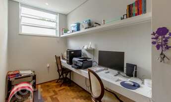 Imagem 5: Apartamento à venda em Higienópolis com 240 m², 3 quartos, 1 suíte, 2 vagas