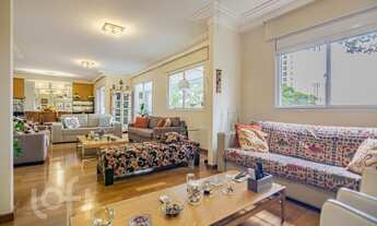 Imagem: Apartamento à venda em Lapa com 172 m²