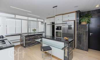 Imagem 6: Apartamento à venda em Higienópolis com 130 m², 3 quartos, 3 suítes, 1 vaga