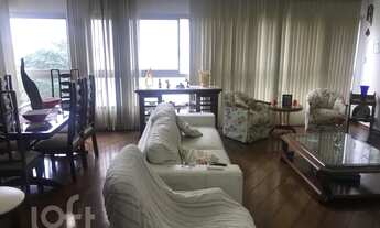 Imagem 2: Apartamento à venda em Saúde com 160 m², 4 quartos, 1 suíte, 2 vagas