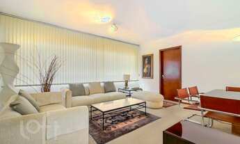 Imagem 4: Apartamento à venda em Santa Cecília com 130 m², 3 quartos, 1 suíte, 2 vagas