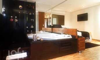 Imagem 2: Apartamento à venda em Lapa com 110 m², 1 quarto, 1 suíte, 2 vagas